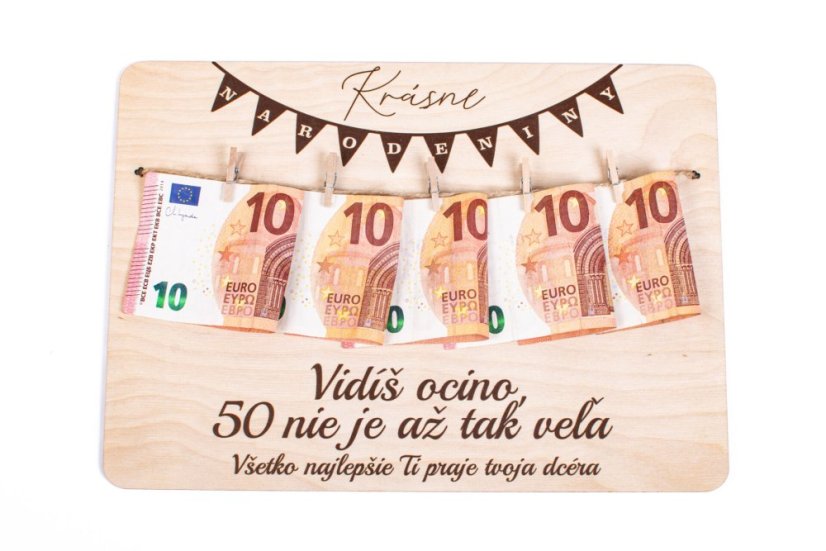 drevená tabuľka na peniaze nie je až tak veľa