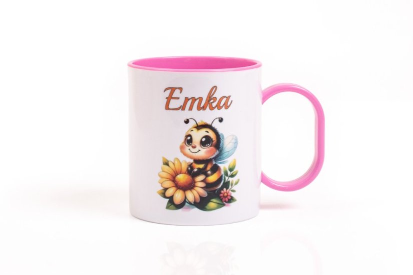 Plastový  nerozbitný hrnček s menom - včielka