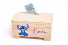 drevená pokladnička Stitch s menom