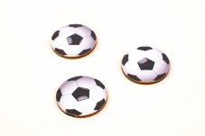 futbalova lopta na tortu