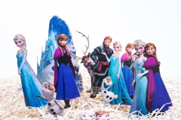 Frozen - Farba - zlatá