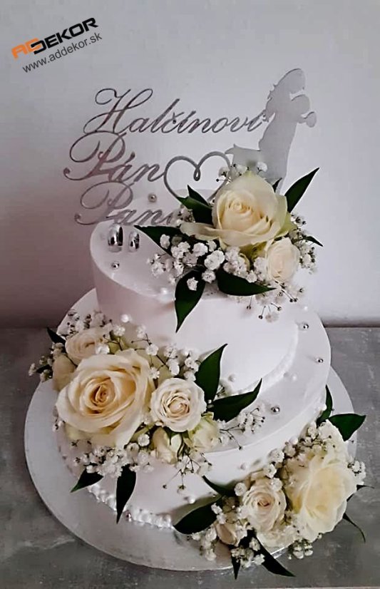 svadobná torta s menom