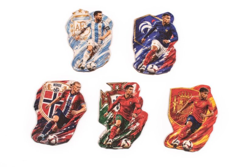 Futbalová dekorácia na tortu - Ronaldo v národnom drese