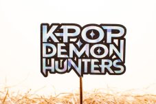 Huntrix tortový zápich kpop demon hunter