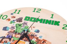 drevené hodiny minecraft s menom