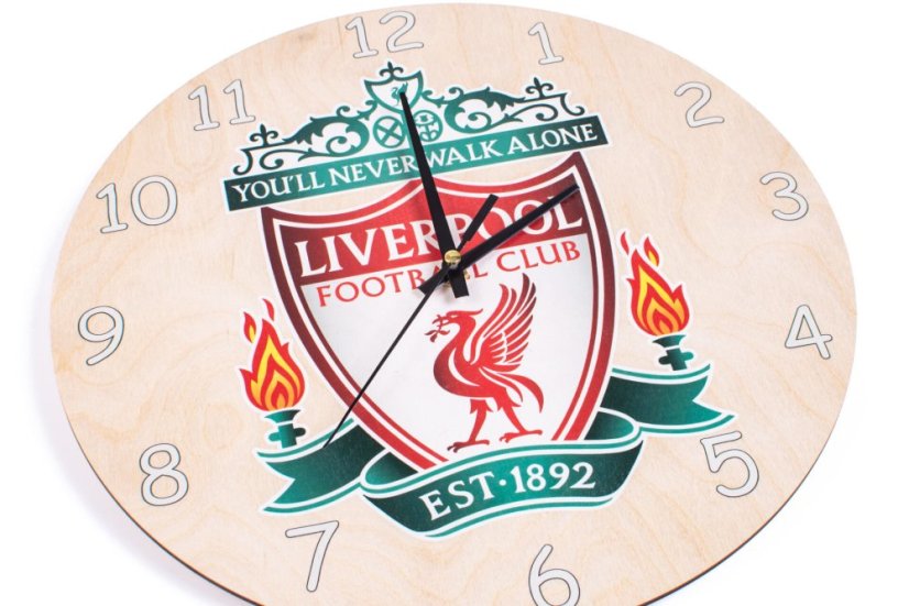 Liverpool drevené hodiny