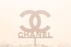 chanel logo na tortu chanel logo na tortu